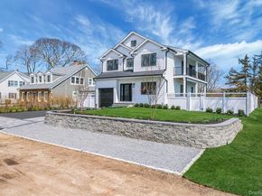 405 S Oakwood Drive, Laurel NY 11948