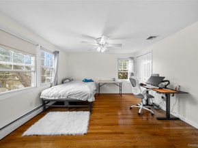 3 Split Rail Lane, East Setauket NY 11733