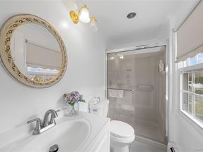 3 Split Rail Lane, East Setauket NY 11733