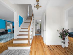 3 Split Rail Lane, East Setauket NY 11733