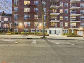 6515 Alderton Street 3F, Rego Park NY 11374