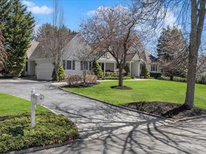 2 Memas Court, Dix Hills NY 11746