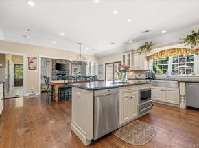 2 Memas Court, Dix Hills NY 11746