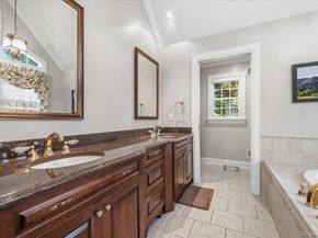 2 Memas Court, Dix Hills NY 11746