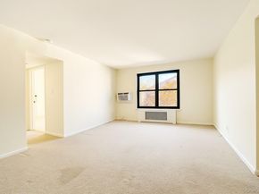 7 Terrace 3H, Great Neck NY 11021