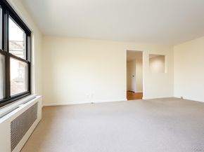 7 Terrace 3H, Great Neck NY 11021