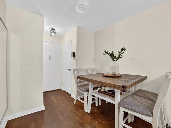 6495 Broadway 5R, Bronx NY 10471