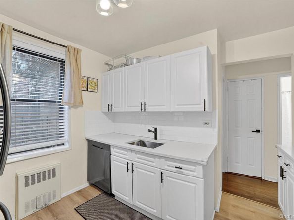 6495 Broadway 5R, Bronx NY 10471