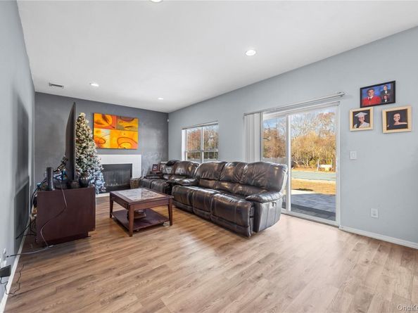 7 Bittersweet Lane, Center Moriches NY 11934