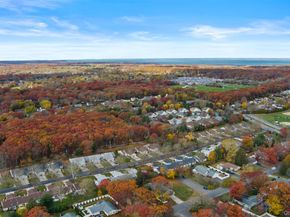 19 Barnwell Lane, Stony Brook NY 11790