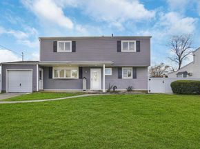 300 W 21st Street, Deer Park NY 11729