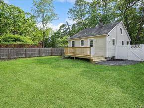 1075 Waverly Avenue, Holtsville NY 11742