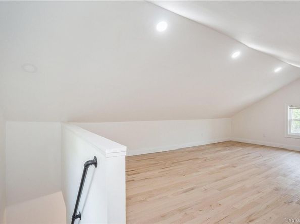 1075 Waverly Avenue, Holtsville NY 11742