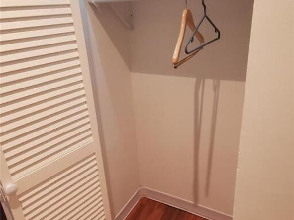 42 Pine Street 2E, Yonkers NY 10701