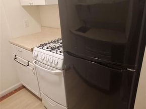 42 Pine Street 2E, Yonkers NY 10701