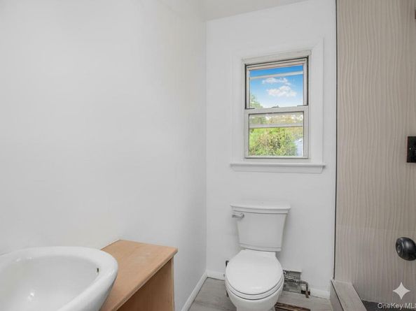 25 Linn ( aka 183 Putnam Avenue), Yonkers NY 10705