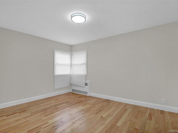 852 Smith Street, Uniondale NY 11553