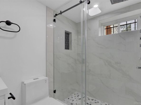 852 Smith Street, Uniondale NY 11553