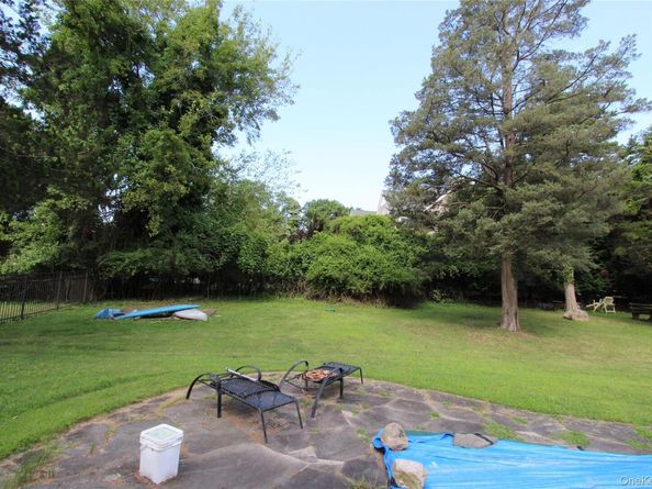 59 Dyke Road, East Setauket NY 11733