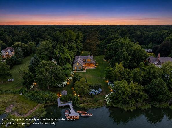 59 Dyke Road, East Setauket NY 11733