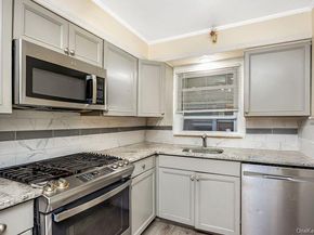 25711 147th Avenue, Rosedale NY 11422