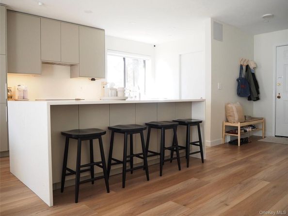 24 Carhart Avenue 207A, White Plains NY 10605