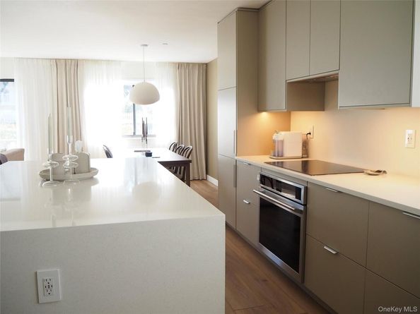 24 Carhart Avenue 207A, White Plains NY 10605