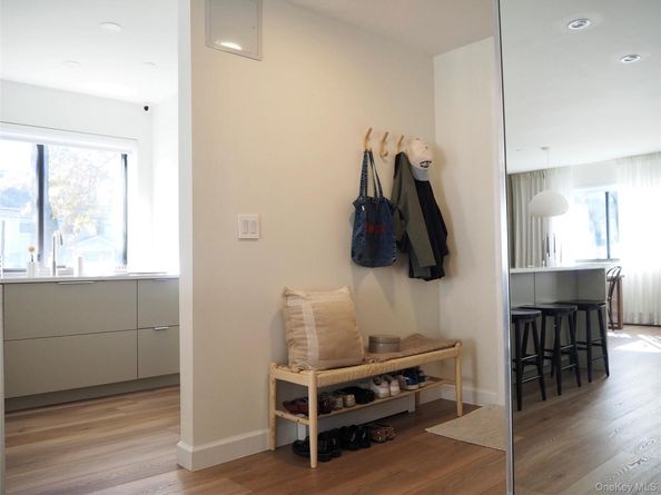 24 Carhart Avenue 207A, White Plains NY 10605