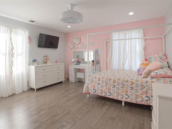 7 Jackson Street, Nesconset NY 11767