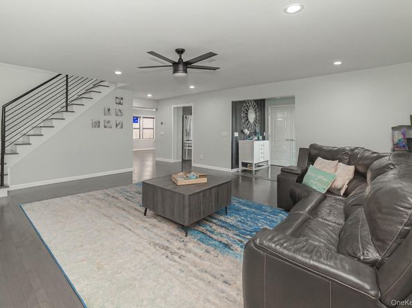 7 Jackson Street, Nesconset NY 11767