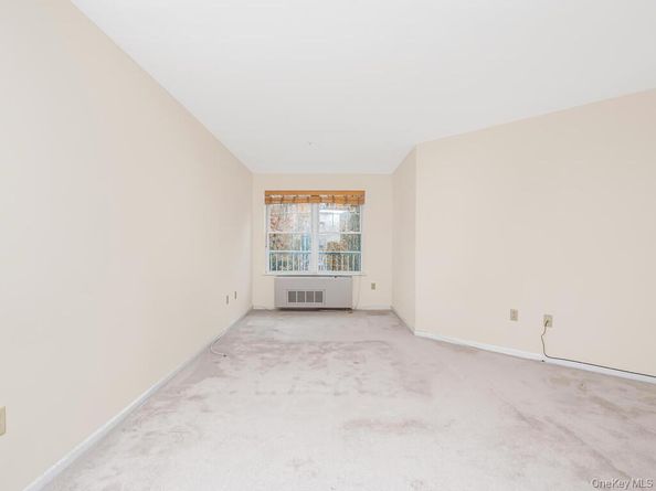 314 Sutton Drive 314, Mount Kisco NY 10549