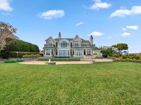 Undisclosed Address #936337, West Islip NY 11795