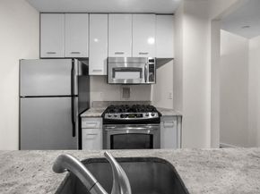 4 Martine Avenue 418, White Plains NY 10606