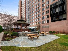 4 Martine Avenue 418, White Plains NY 10606