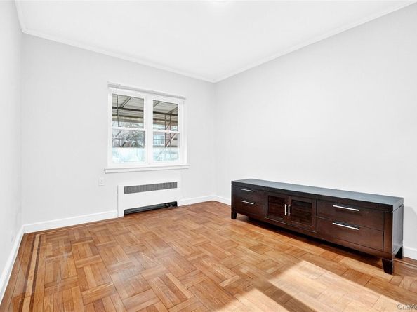 1458 Rowland Street, Bronx NY 10461