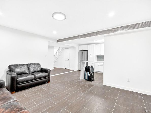 1458 Rowland Street, Bronx NY 10461