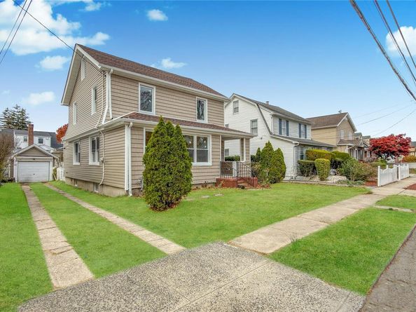 64 S Montgomery Street, Valley Stream NY 11580