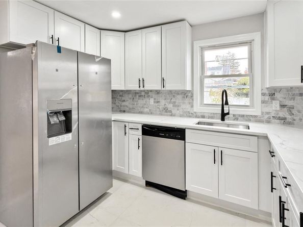 64 S Montgomery Street, Valley Stream NY 11580