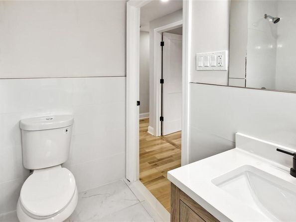 64 S Montgomery Street, Valley Stream NY 11580