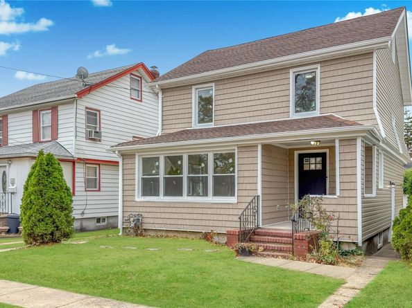 64 S Montgomery Street, Valley Stream NY 11580