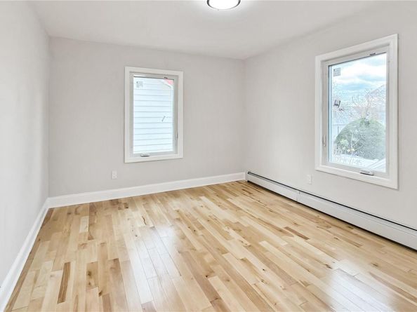 64 S Montgomery Street, Valley Stream NY 11580