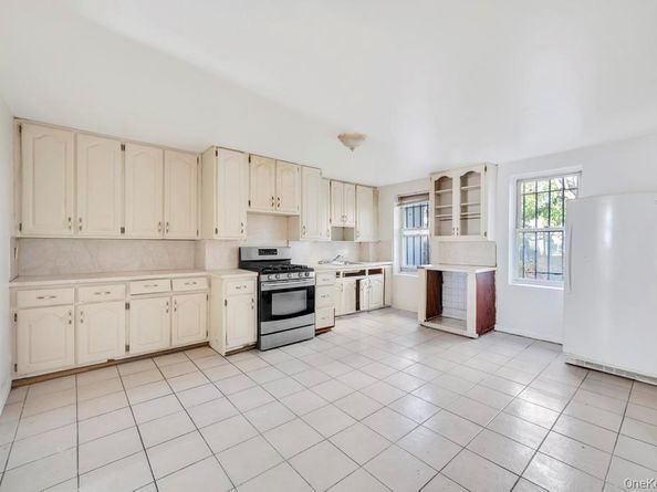 737 Decatur Street, Brooklyn NY 11233