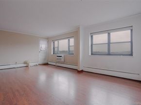 100 Diplomat Drive 8M, Mount Kisco NY 10549