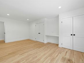 41 Edcris Lane, Huntington NY 11743