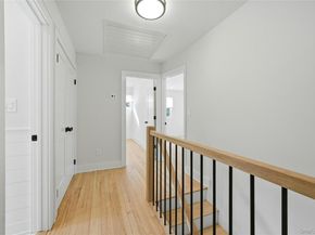 41 Edcris Lane, Huntington NY 11743