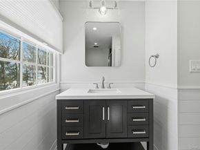 41 Edcris Lane, Huntington NY 11743