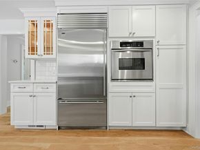 41 Edcris Lane, Huntington NY 11743