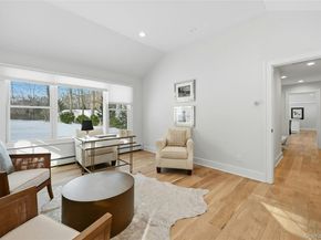 41 Edcris Lane, Huntington NY 11743