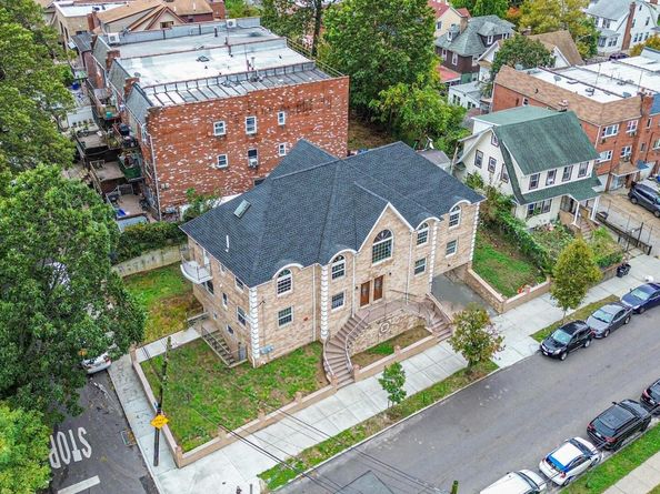 85-02 165th Street, Jamaica Hills NY 11432