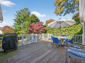 7 Shore Road, Manhasset NY 11030